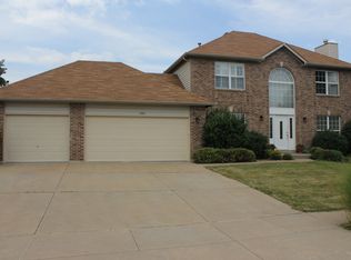 1365 Sunburst Dr, O'Fallon, MO 63366