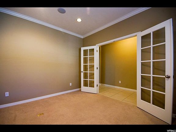 front entry receiving room
