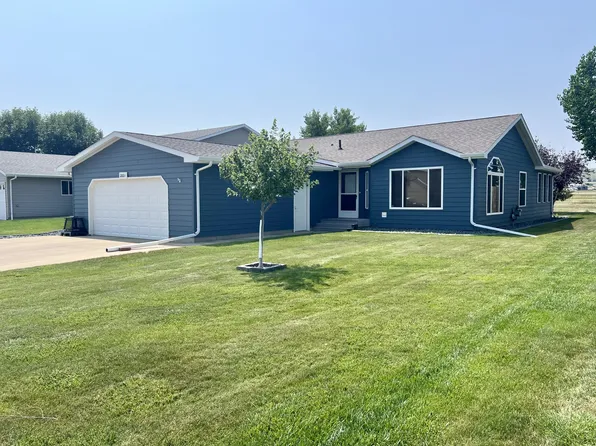 2001 N Waldron St, Fort Pierre, SD 57532