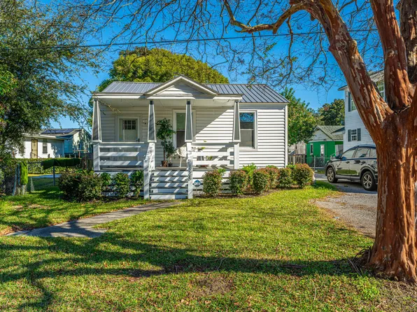 1328 Cottonwood St, Charleston, SC 29403