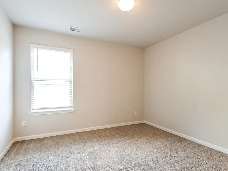 285 Magnaview Dr — Photo 13