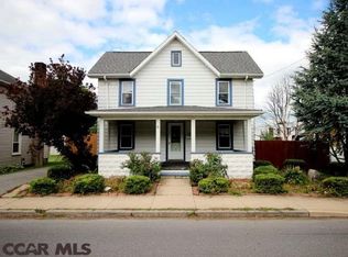 121 Dewey St, Mill Hall, PA 17751