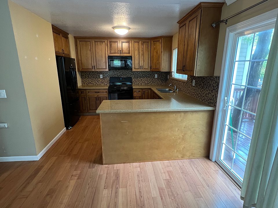 1st image of 745 E Military St