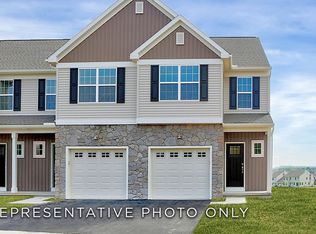 1750 Fairbanks Ln, Mechanicsburg, PA 17055