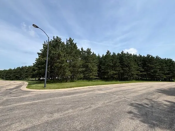 Emerald Dr NE, Alexandria, MN 56308