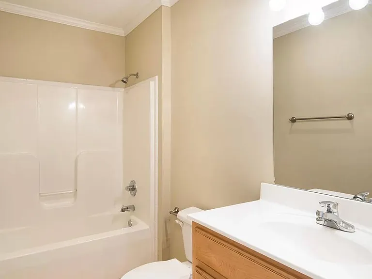 1906 Rosebrook Dr — Photo 9