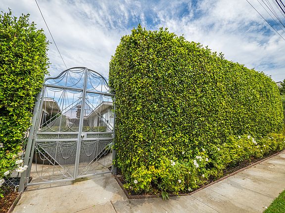 5th image of 4962 S Centinela Ave #1/2