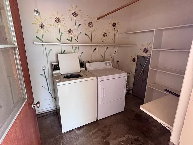 1322 E Five Star Blvd — Photo 16