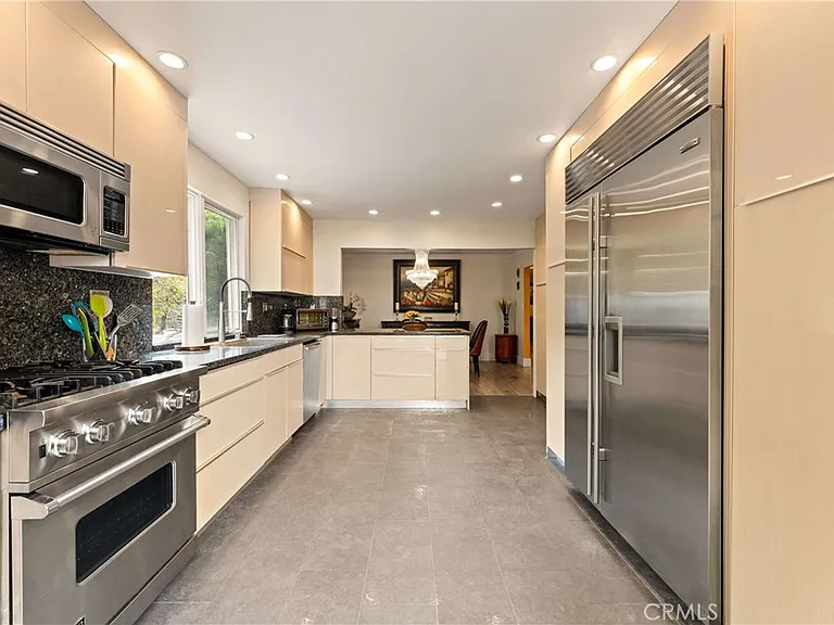 4007 Alta Mesa Studio Ctr — Photo 15