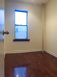 Rented by Kahen Properties