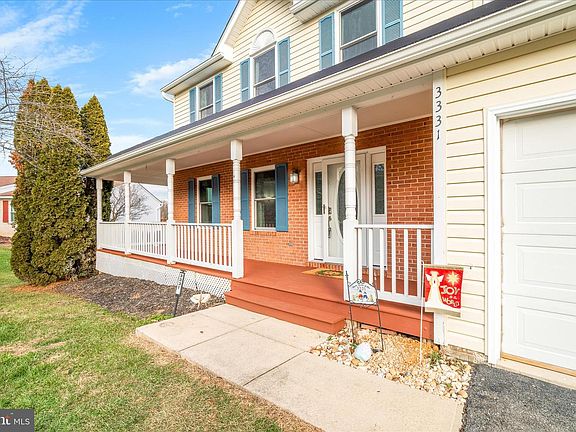 3rd image of 3331 Yorkshire Ct