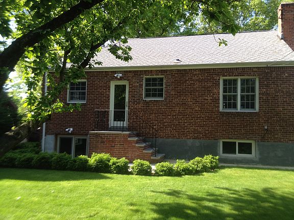 4th image of 84 Garden St