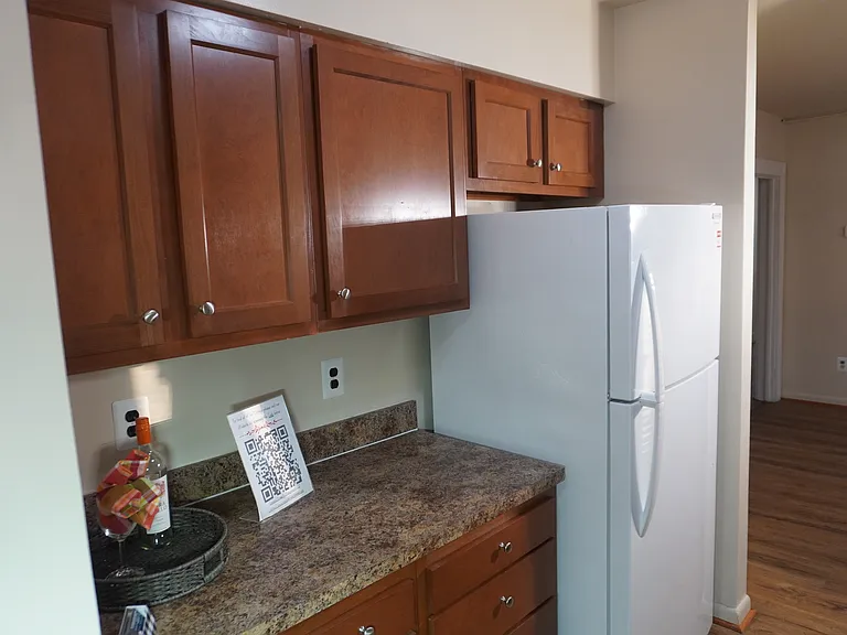 217 Center St — Photo 15
