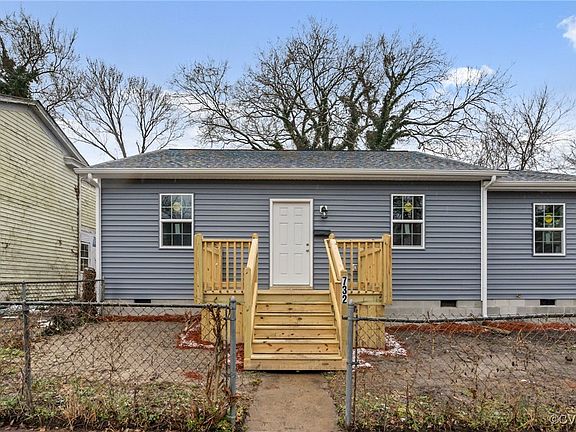4th image of 732 Blick St