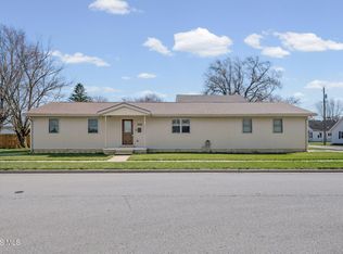 1032 Adams St, Findlay, OH 45840