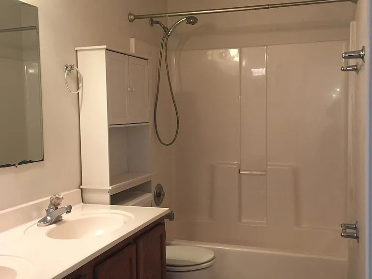 453 Kenilworth Rd #C — Photo 14