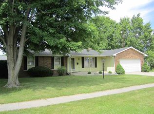 207 W Green St, Butler, IN 46721