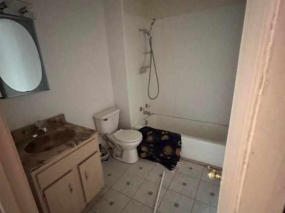 5th image of 1509 W Willis Ave