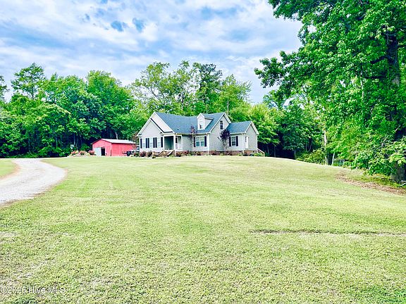 2nd image of 2088 Meadows Road