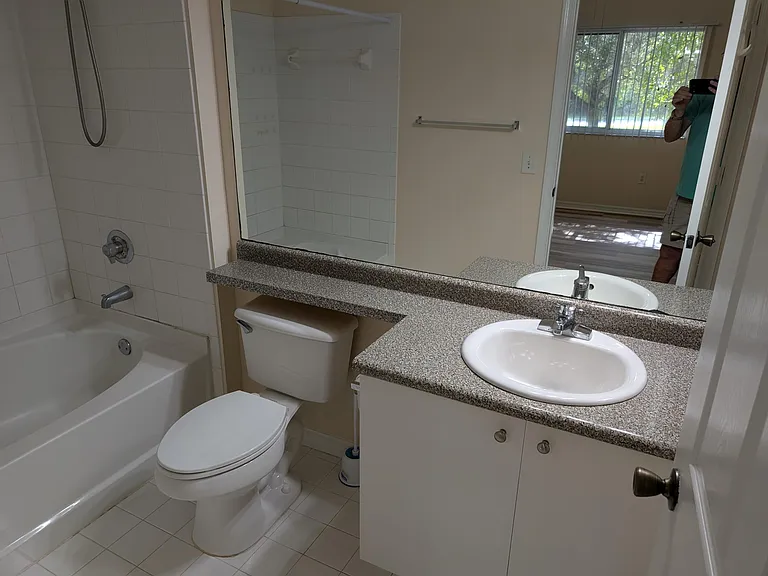 350 Crestwood Cir #201 — Photo 15