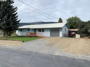 460 S 3rd St, Union, OR 97883