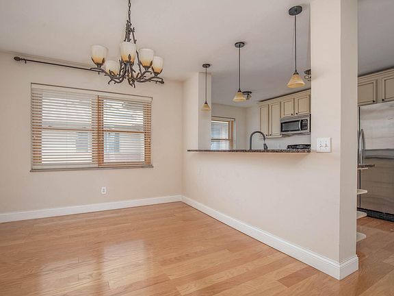 5th image of 8061 Daytona Dr APT 2W