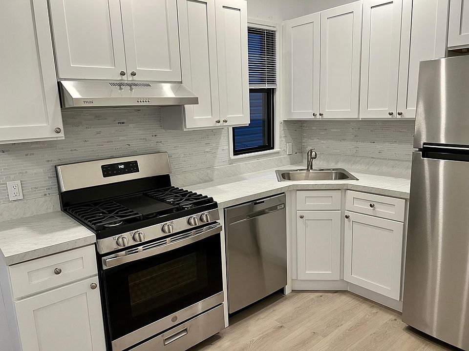 1st image of 7920 68th Ave #3