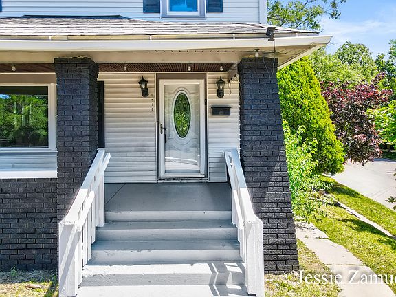 4th image of 1810 Eastern Ave SE
