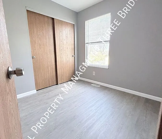 43 Kingspointe Dr — Photo 11