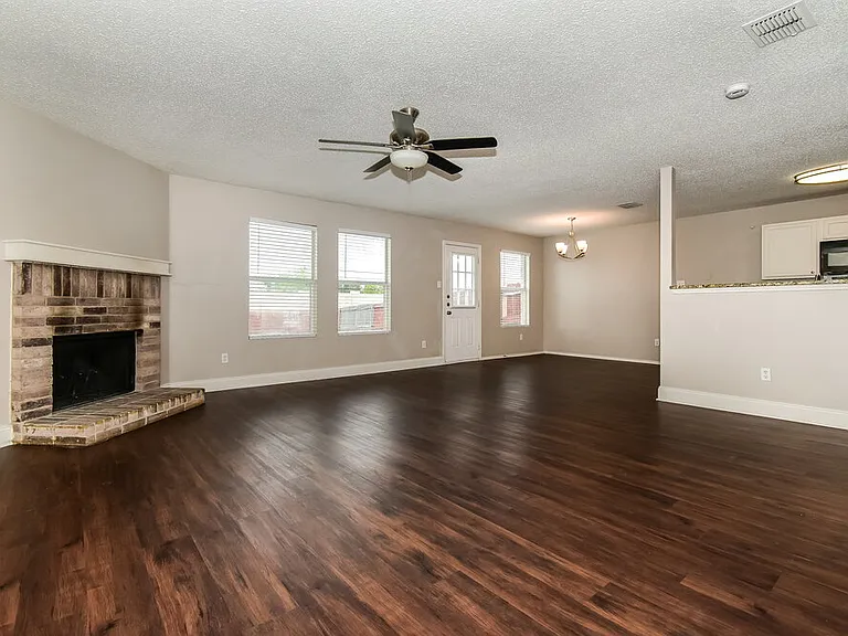 1476 Hickory Creek Ln — Photo 5