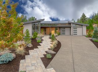 2838 NW Shields Dr, Bend, OR 97703