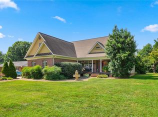 2101 Rendall St, Burlington, NC 27215