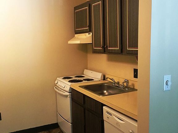4th image of 309 Curtis St APT 10