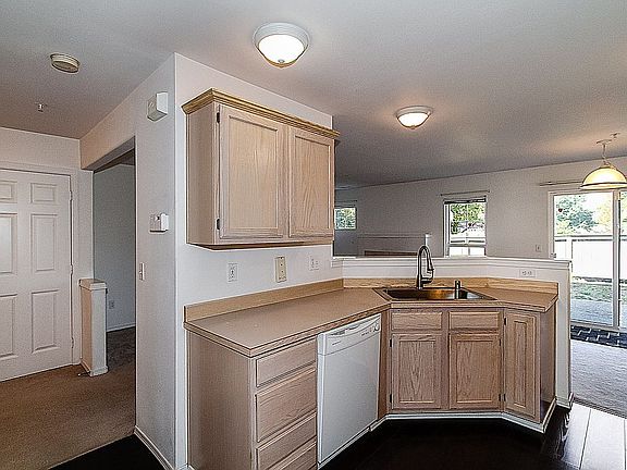 5th image of 1430 W Casino Rd APT 14