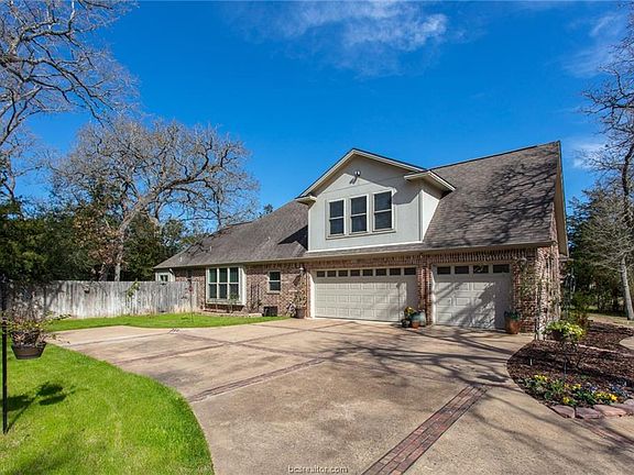 5th image of 3934 Arboleda Dr