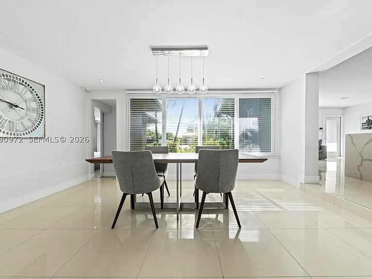 217 E Acre Dr — Photo 16