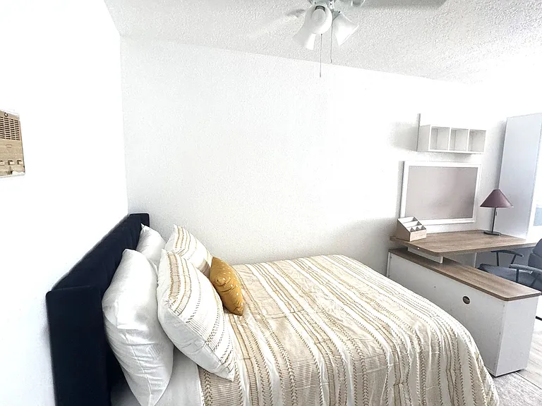Amber Sky Apartments — Photo 11
