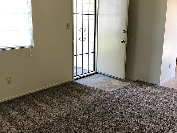3rd image of 709 30th St APT A