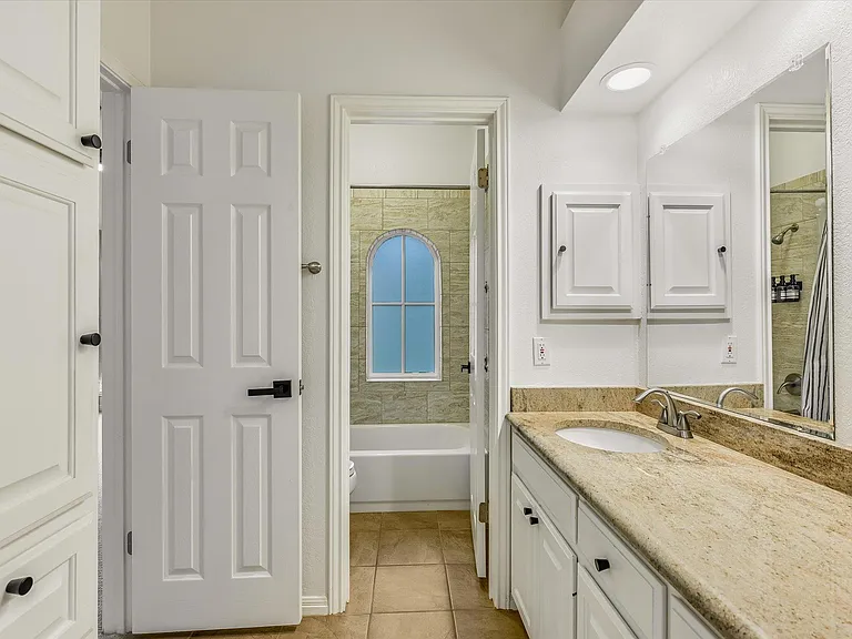 5506 Merrywing Cir — Photo 34