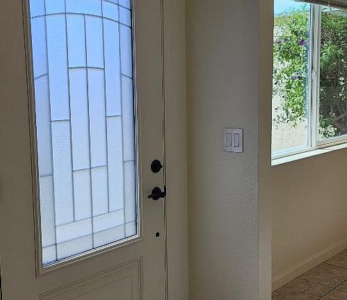 4th image of 422 Fulton Way