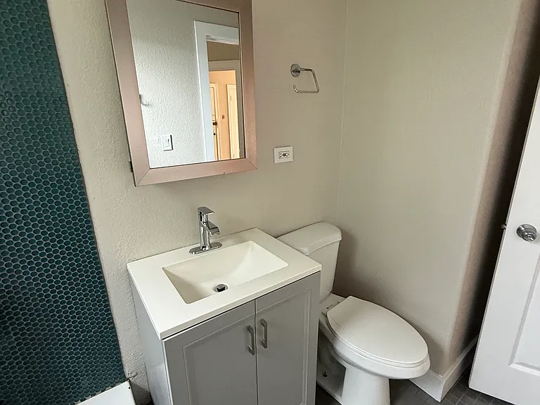 1235 W North Shore Ave #2B — Photo 11