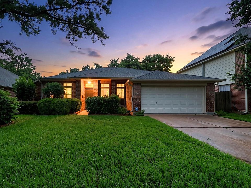 1st image of 23215 Diamond Knoll Ct