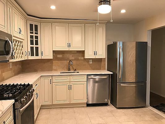 4th image of 636 W 238th St APT 3