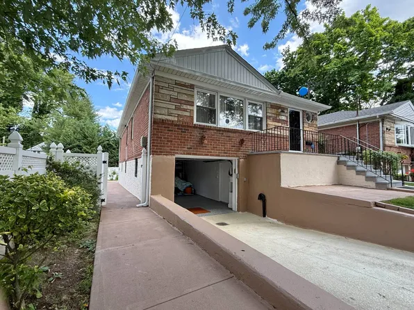 33-19 Bell Blvd, Flushing, NY 11361