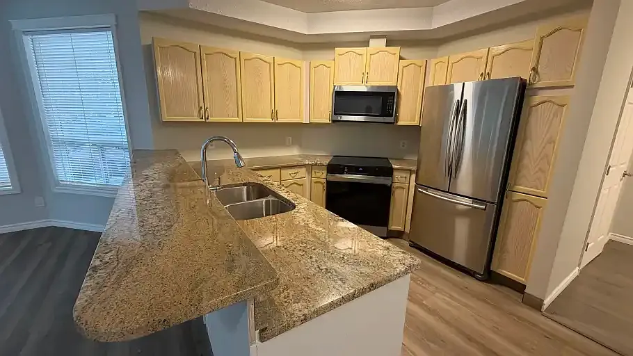 2 bed, 2.0 bath, 1050 sqft, $1,950 — Photo 4