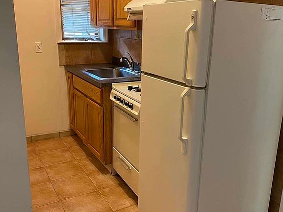 5th image of 26-46 29th St #1A