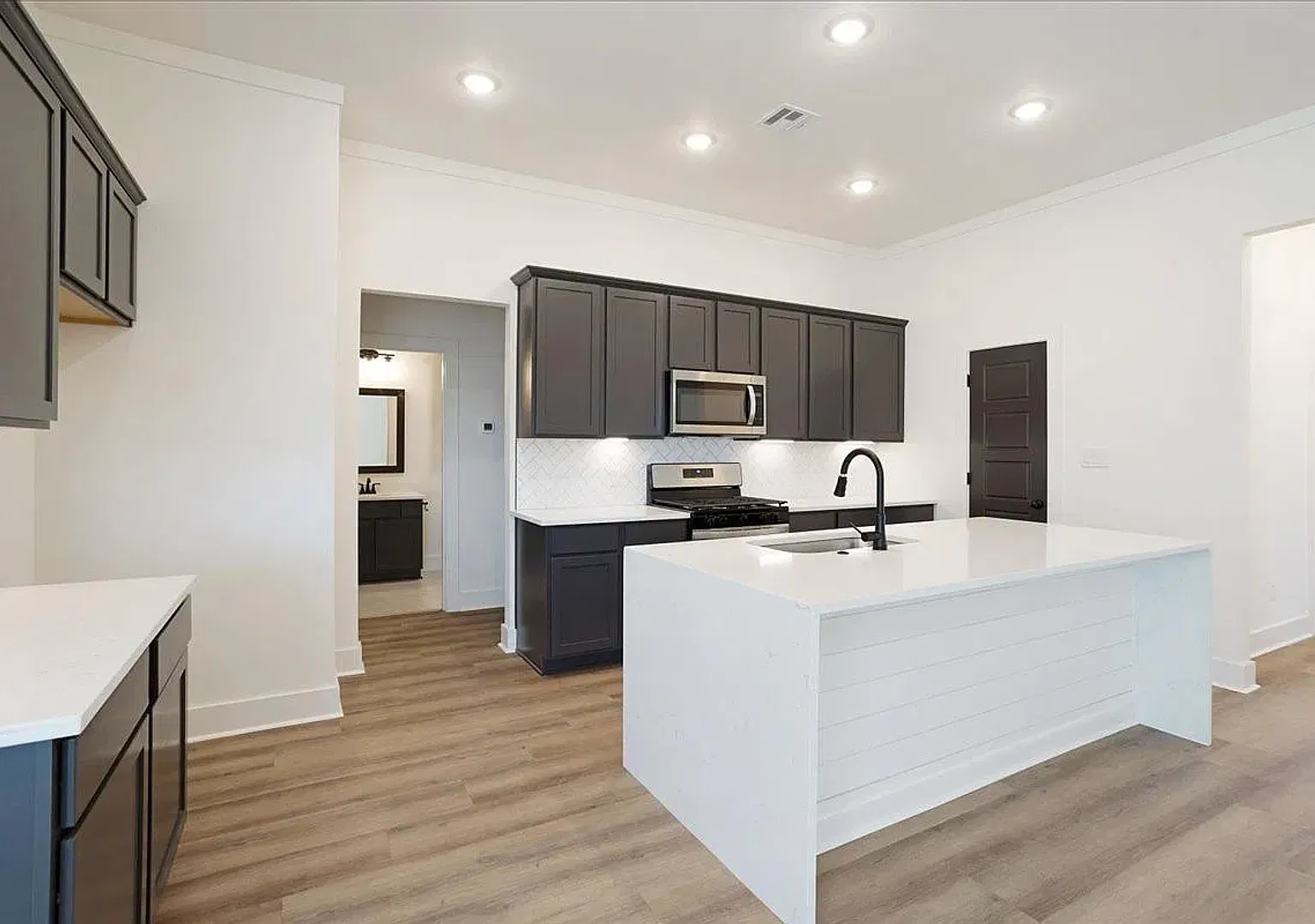 Wydlewood Homes Available for Rent NOW! — Photo 3
