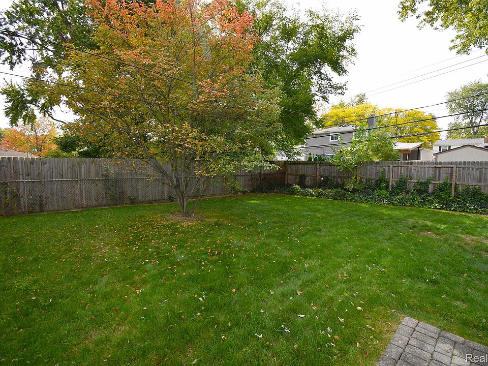 513 N Marias Ave, photo 25