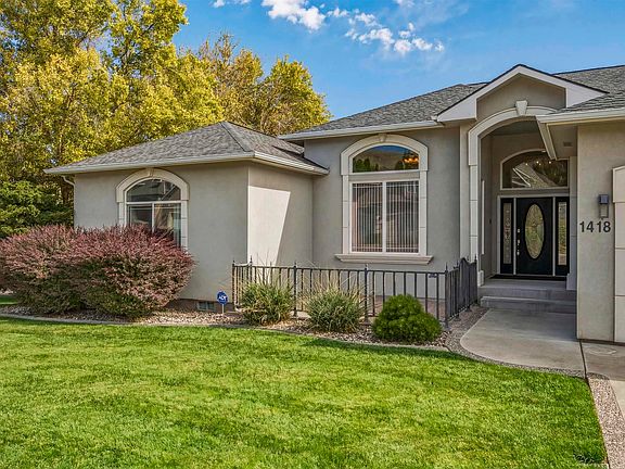 4th image of 1418 Chardonnay Dr