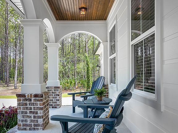 Representative plan. Colors, finishes and upgrades may vary